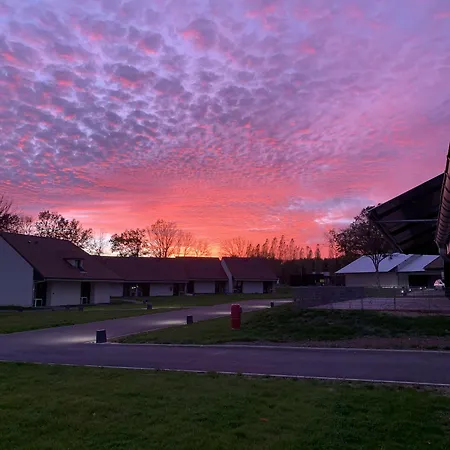 D'orient 3* Mesnil-Saint-Pere